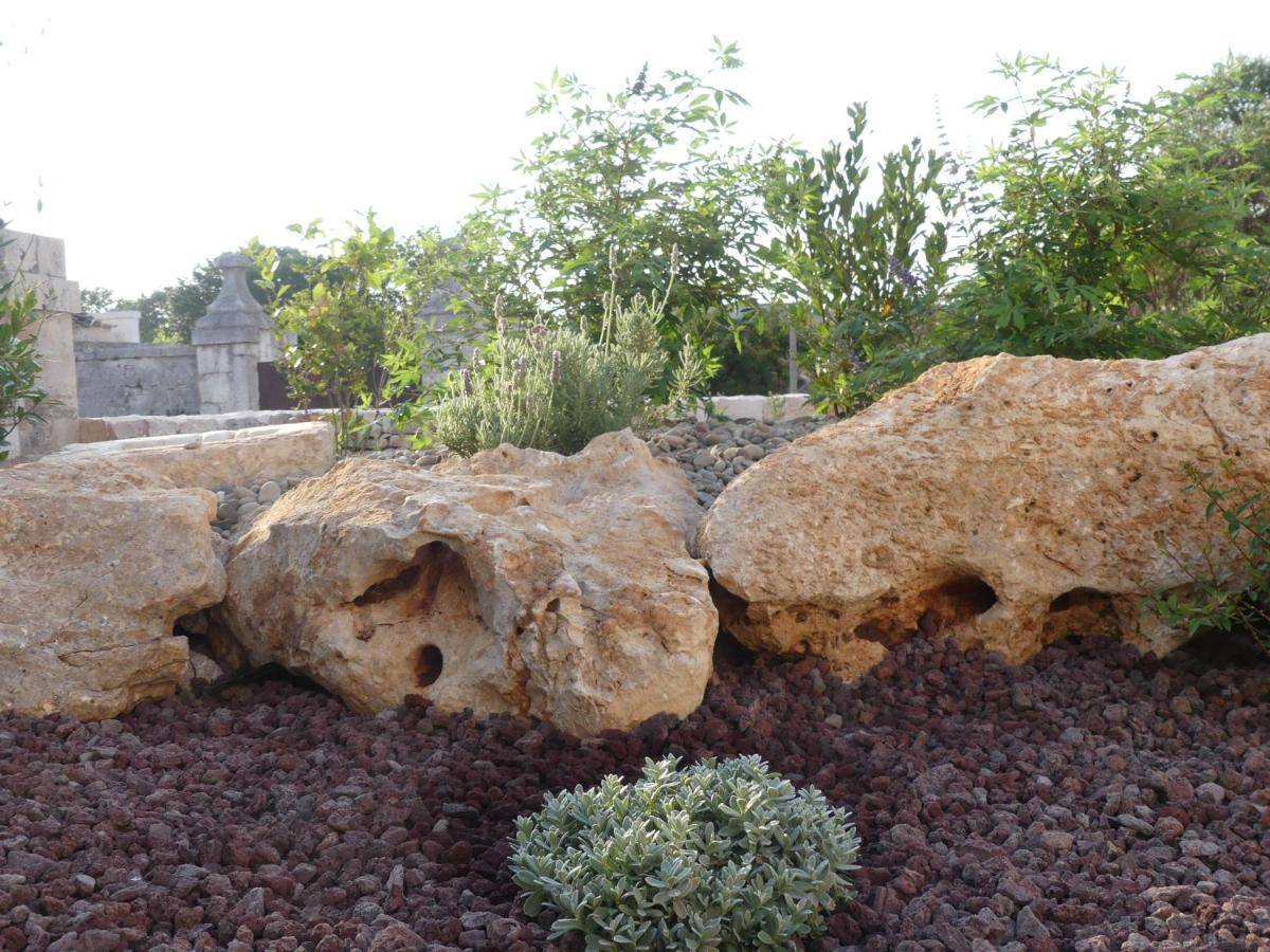 Trullo Manivida Villa Locorotondo Exterior photo